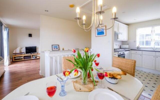 2 Bell Lodge, Thorpeness