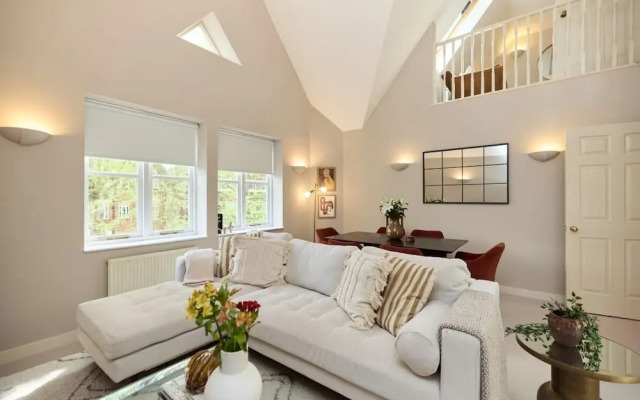 Chiswick Views & Space Elegant 3bdr Duplex With Parking