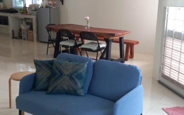 Shambala palm beach anyer – Hotel Rooms – Umbul Tanjung