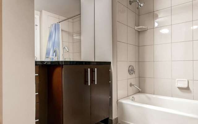 Global Luxury Suites Bridgepoint Circle