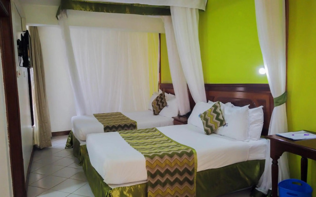 67 Airport Hotel