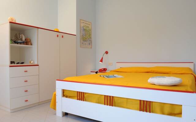 Apartment Near Arco Naturale Beach