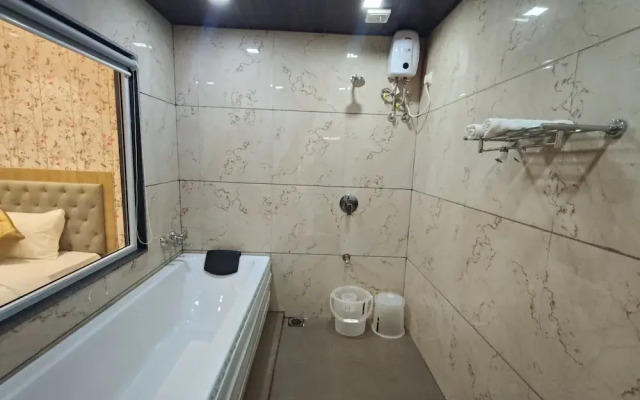 Hotel Morya Residency Parel