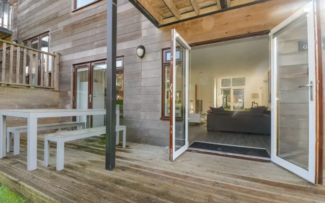 Sea Breeze 17 Gannel