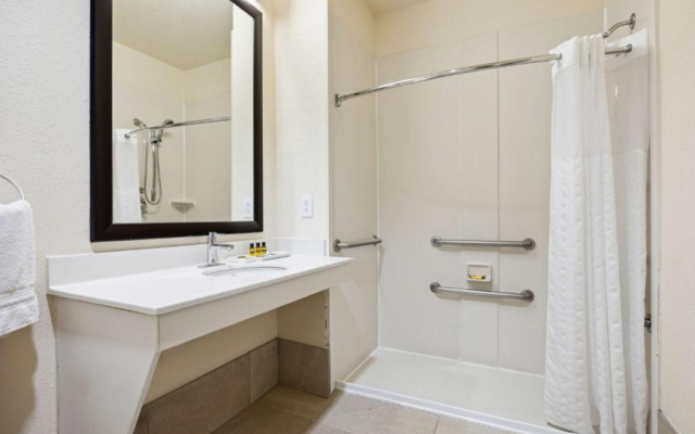 Best Western Plus Downtown Inn & Suites
