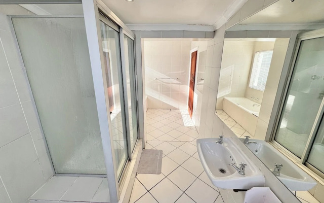 Soul Fam Hostel - LGBTQ Inclusive