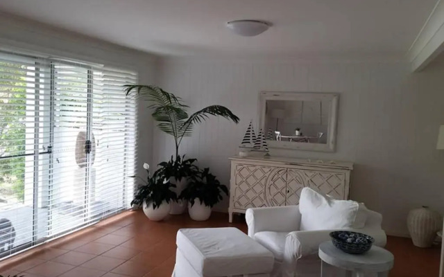 Sapphire Beach Pet Friendly Beach 5 minute walk