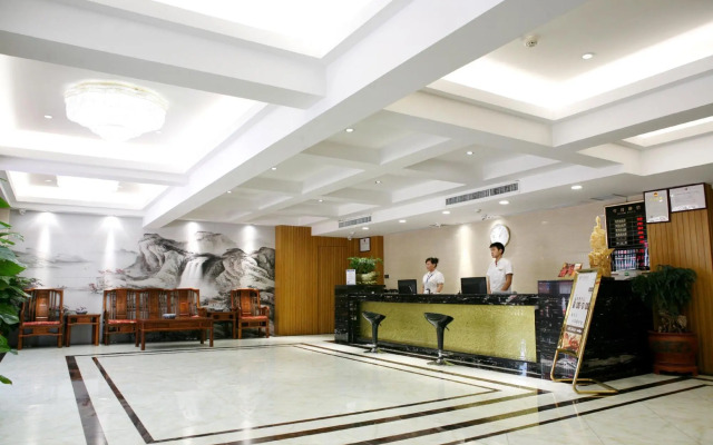 Bohui Boutique Hotel (Wuhan High-speed Railway Station Honggangcheng Subway Station)