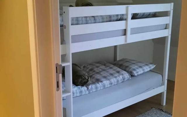 Beautiful Holiday Home in Vlaanderen With Shared Pool