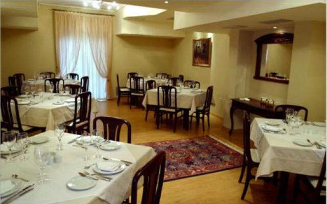 Hotel Makedonia