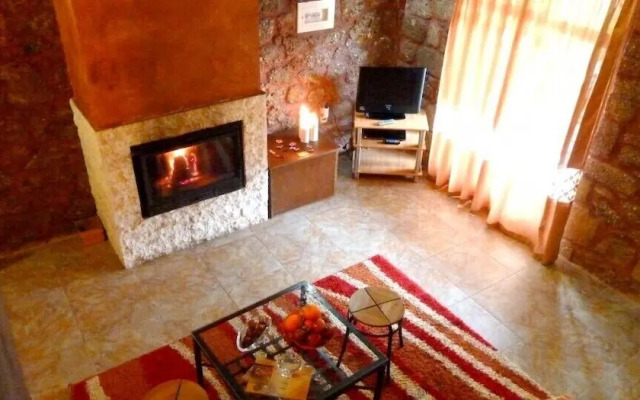 Paliokastro Guesthouse