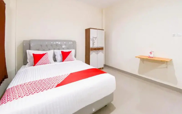 Falah Residence Syariah by OYO Rooms