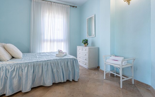 Waterfront Apartment With Large Terrace and Parking Space