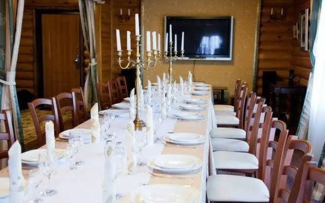 Пушкинский дворик