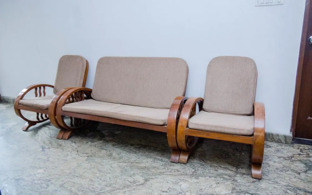 OYO 6110 Thalassa Suites