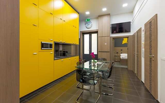 E14 Design Hostel