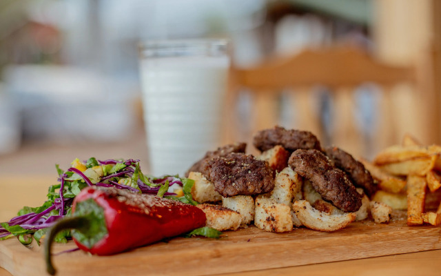 Kara Kedi Beach Bungalow