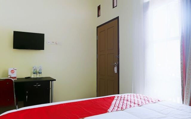OYO 1126 Trio R Kost Syariah