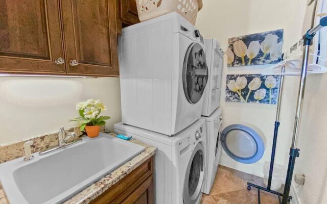 Gulf Paradise by Destin Getaways