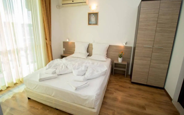 Сарафово Плаза Комплекс