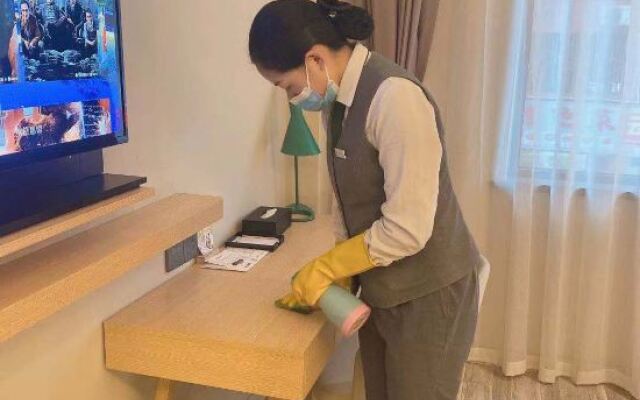 Homeinn Selected Hotel (Kunming Railway Station)