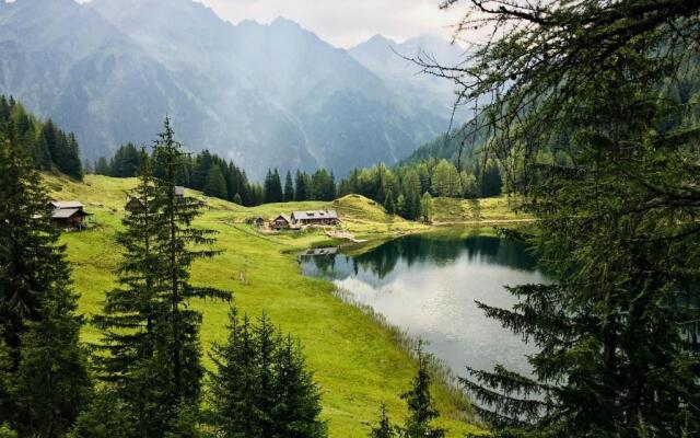 Top 12, Am Sonnenhang, Hochstrasse Schladming