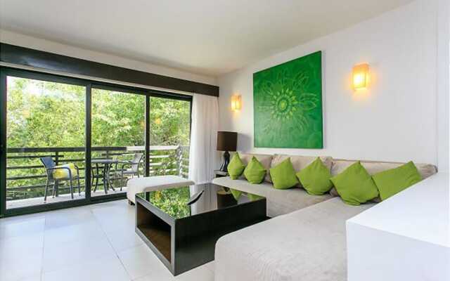 Aldea Thai 30 by Tripintravel