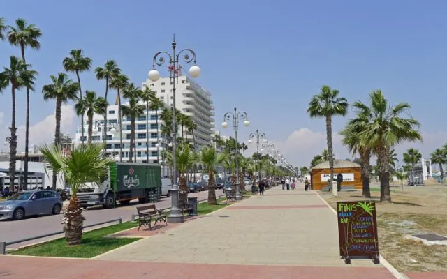 Lamanco Court City Centre Apartment