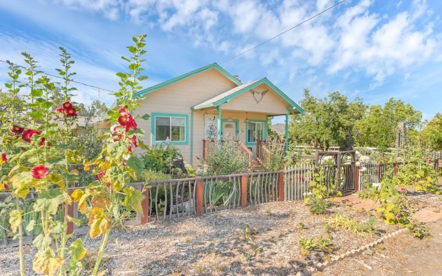 Lush And Warm 2br House In Sonoma 2 Bedroom Home by Redawning