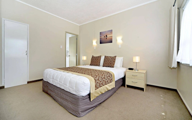 Takapuna Motor Lodge