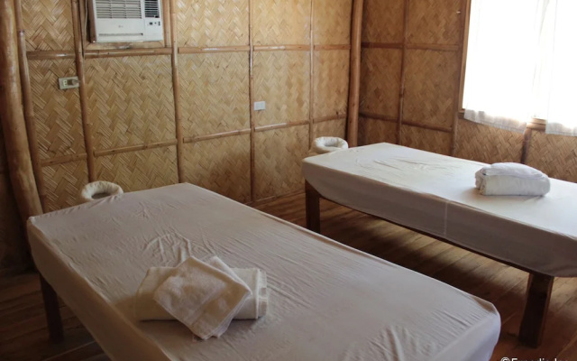 Cashew Grove Beach Resort