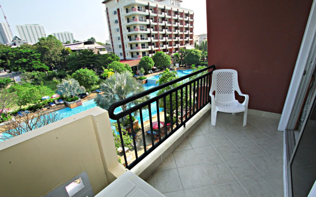 Lek Villa