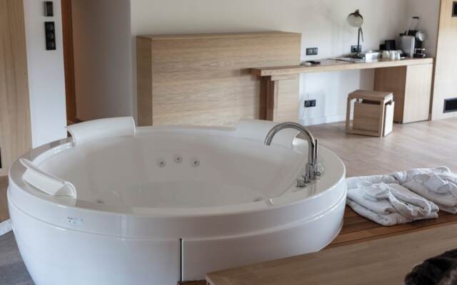 Hôtel & Restaurant Origines par Adrien Descouls - Teritoria