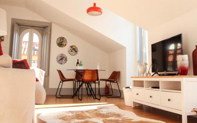 Sao bento stylish cozy apt with ac balcony