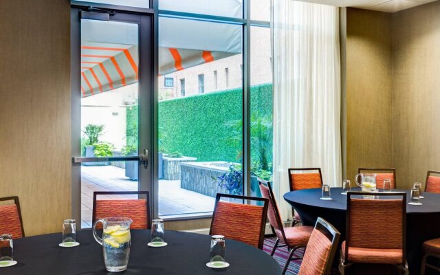 Courtyard by Marriott Washington, DC/Foggy Bottom