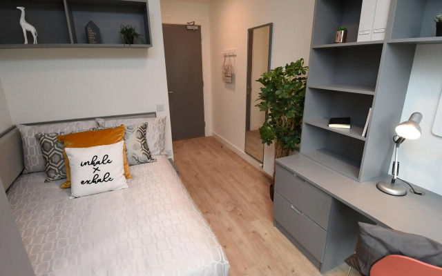 Yugo Explore - Lee Point