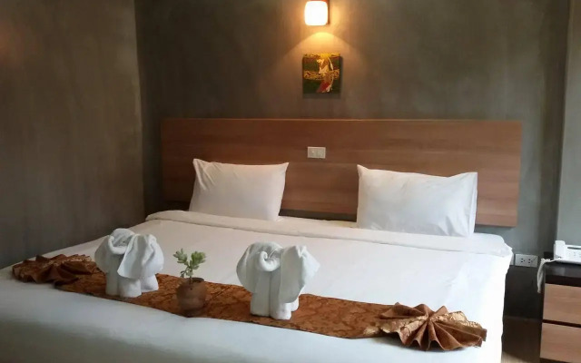 Narai Iyara Palace Lopburi