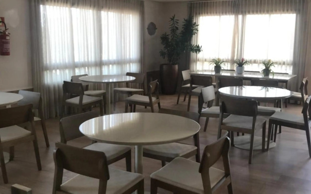 Torres House Smart Barra com WiFi