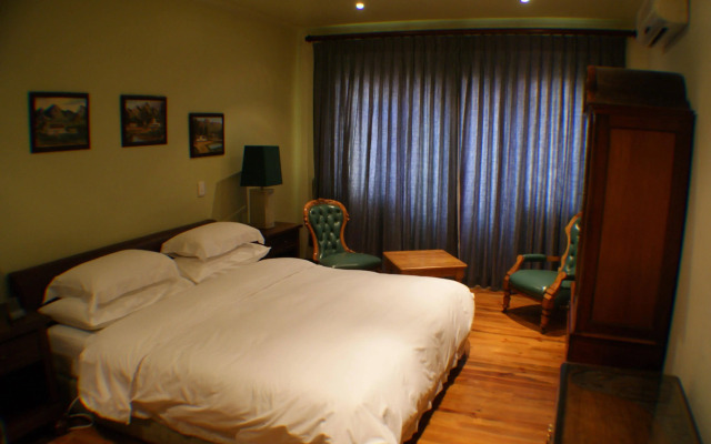 Calitzdorp Country House