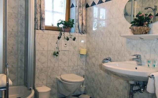 Beautiful Home in Grossarl With 5 Bedrooms and Wifi