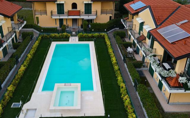 Blue Bellagio by Wonderful Italy