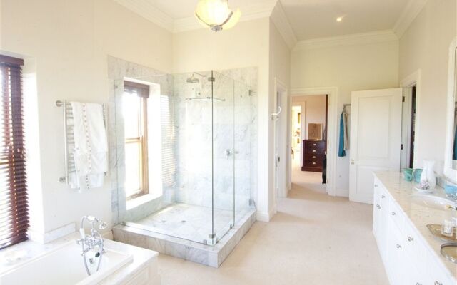 Kurland Hotel