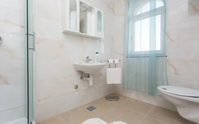 Apartments Tea & Nika