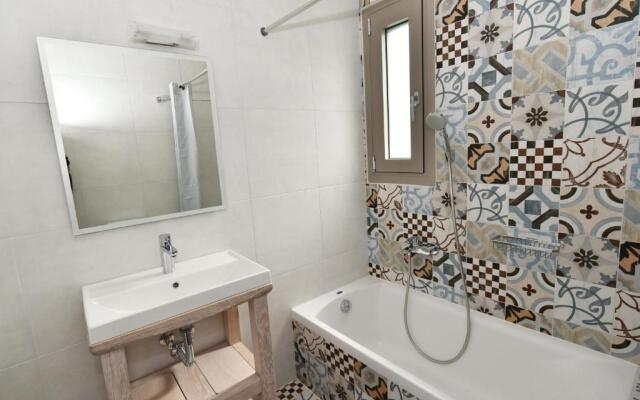 Thala-Sea Luxury House