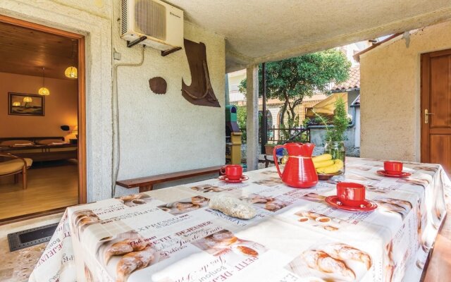 Stunning Home in Premantura With Wifi and 2 Bedrooms