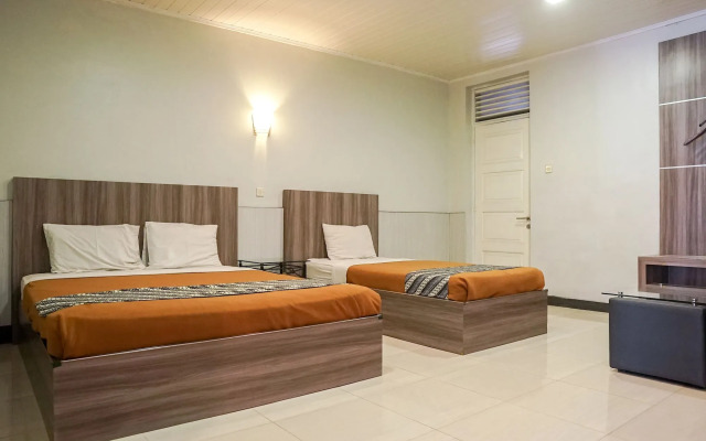 Airlangga Hotel