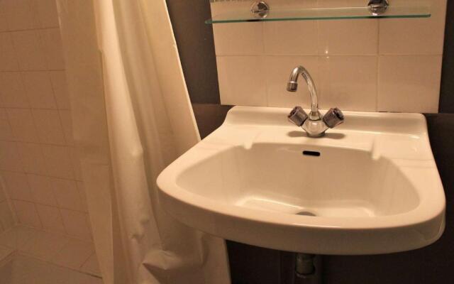 Appartement Vars, 1 pièce, 4 personnes - FR-1-330B-142