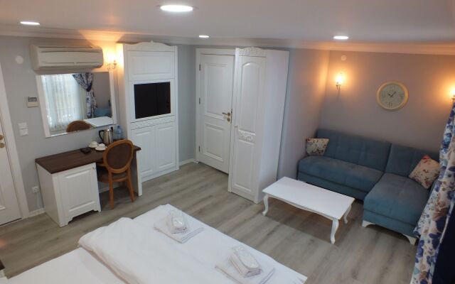 Real King Boutique Hotel