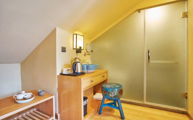 Best Wishes West Lake lnn