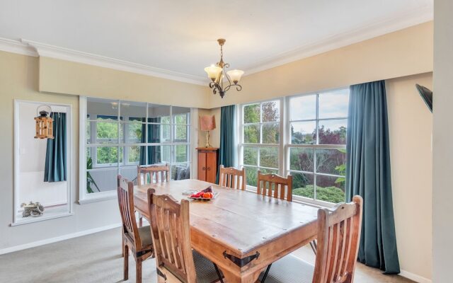 Rustic 2BR nr Mission Bay w Garden view